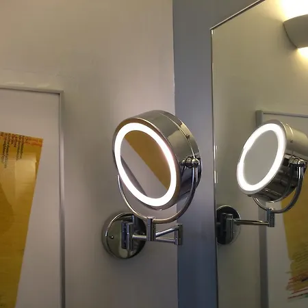 Voltaire Lägenhet *